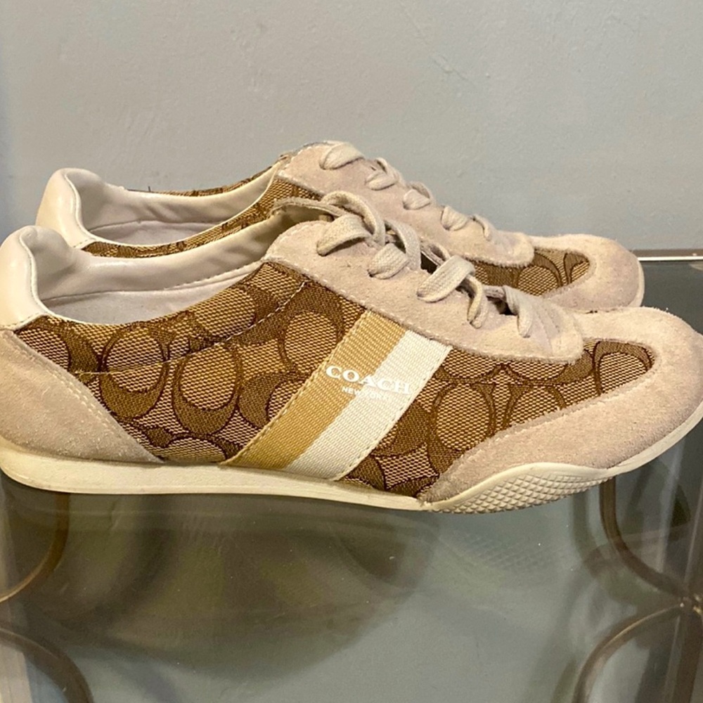 Coach “Kelson” Suede Logo Sneakers, Size 7B